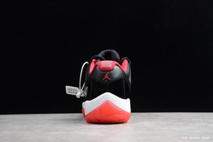 Reps LUCY 11 Red  Air Retro mens Black Low 